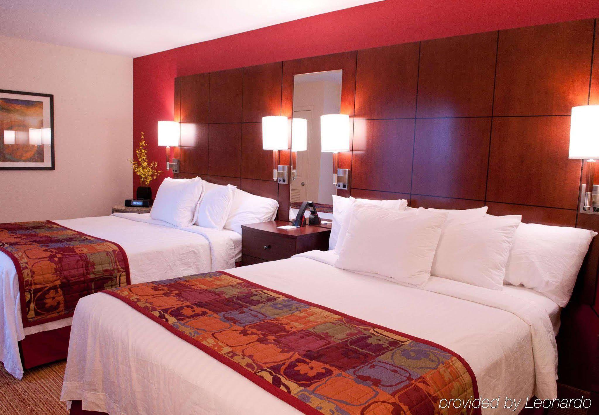 By Marriott Houston Mills Katy