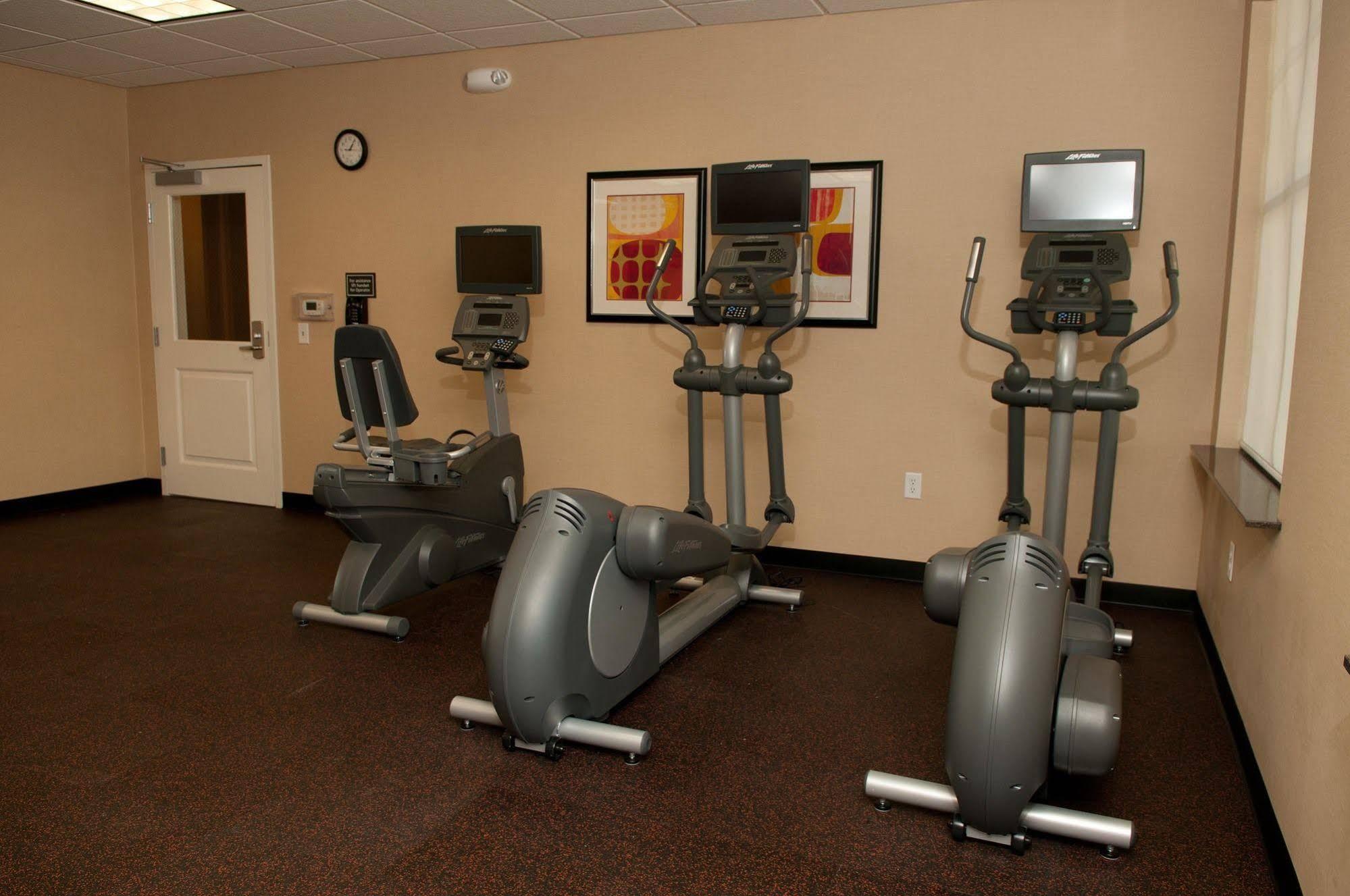 By Marriott Houston Mills Hotel 3*