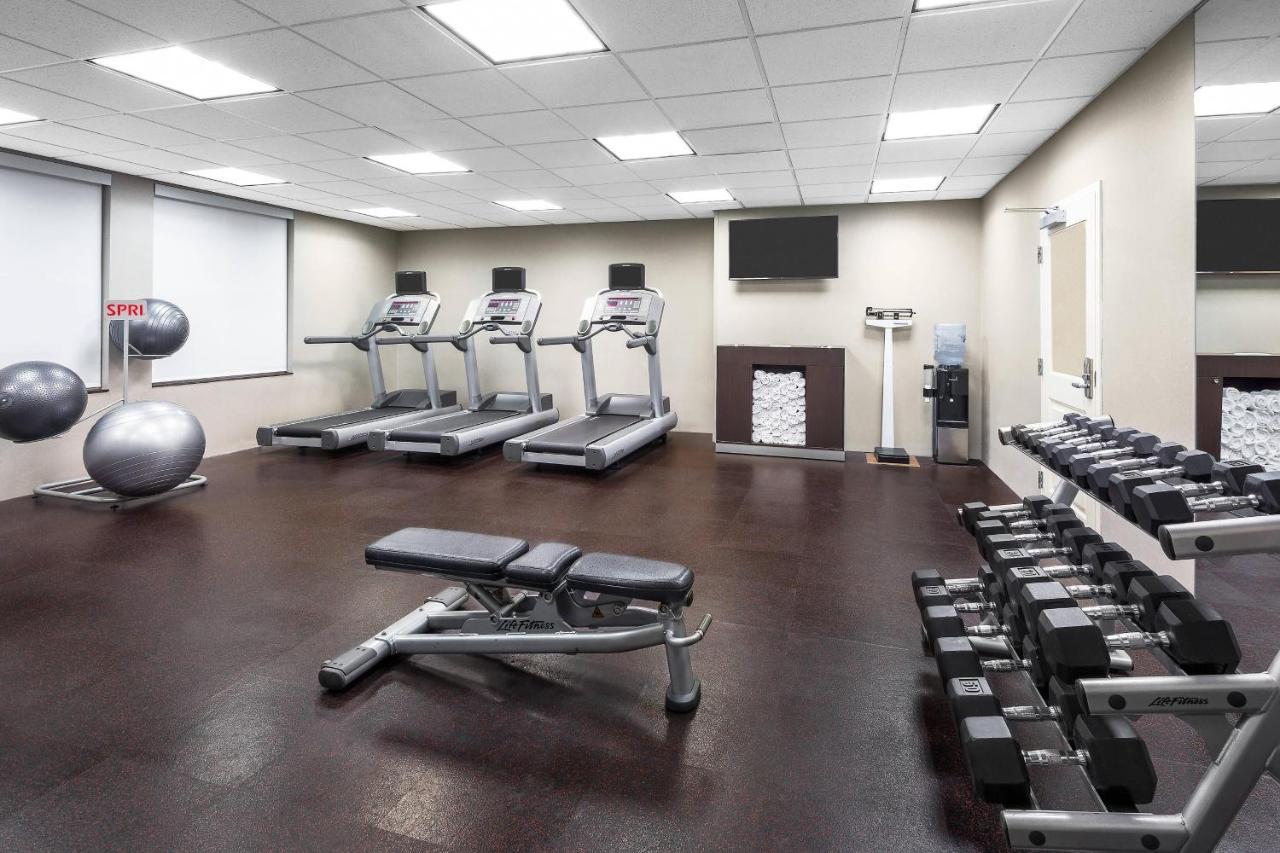 By Marriott Houston Mills Hotel 3*