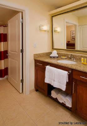 By Marriott Houston Mills